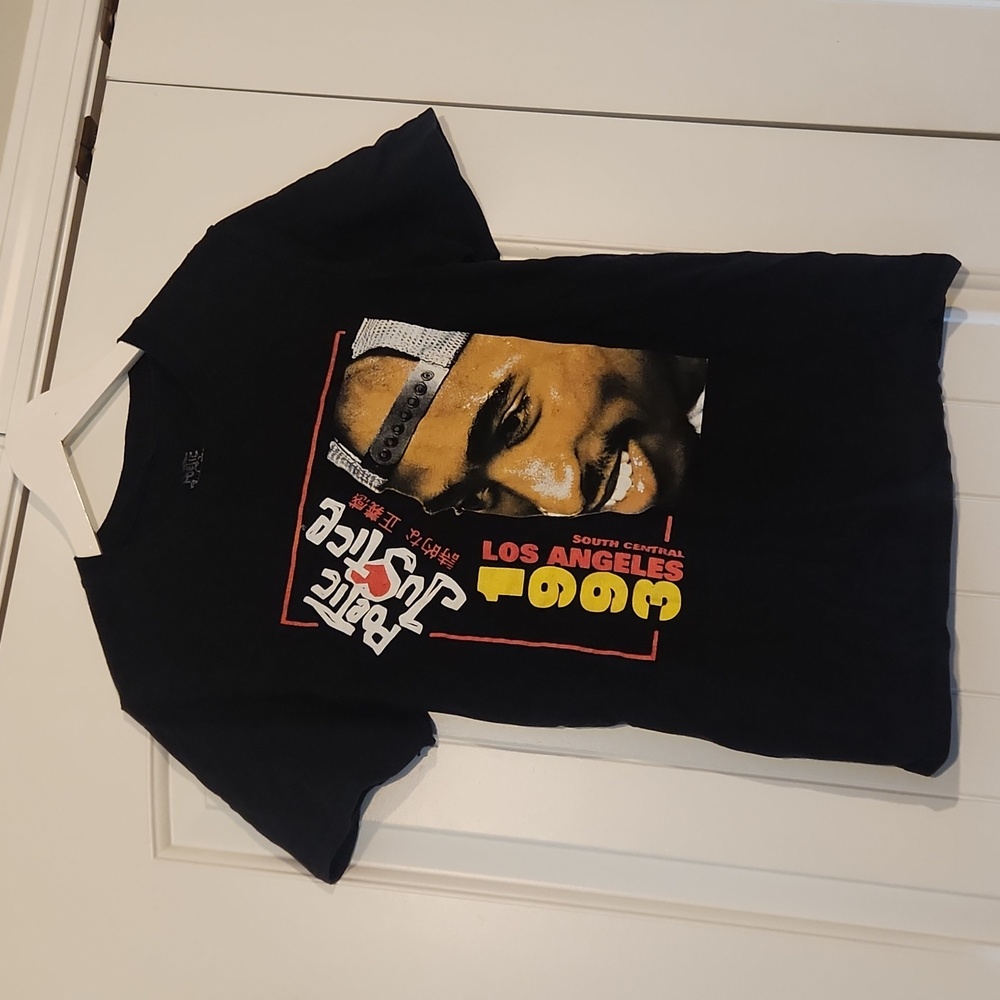 Tupac black t-shirt size small